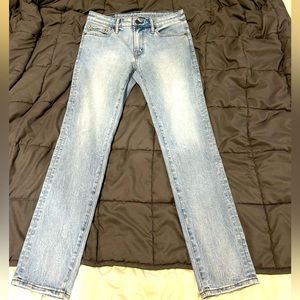 OVER 50% OFF American eagle jeans great for summer